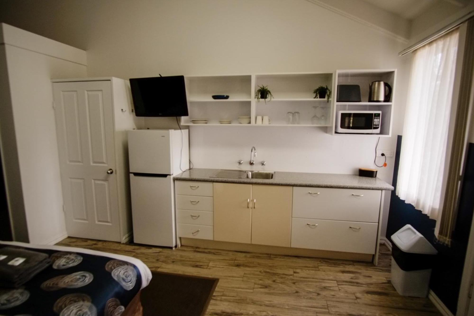 Canberra Ave Villas Queanbeyan Buitenkant foto