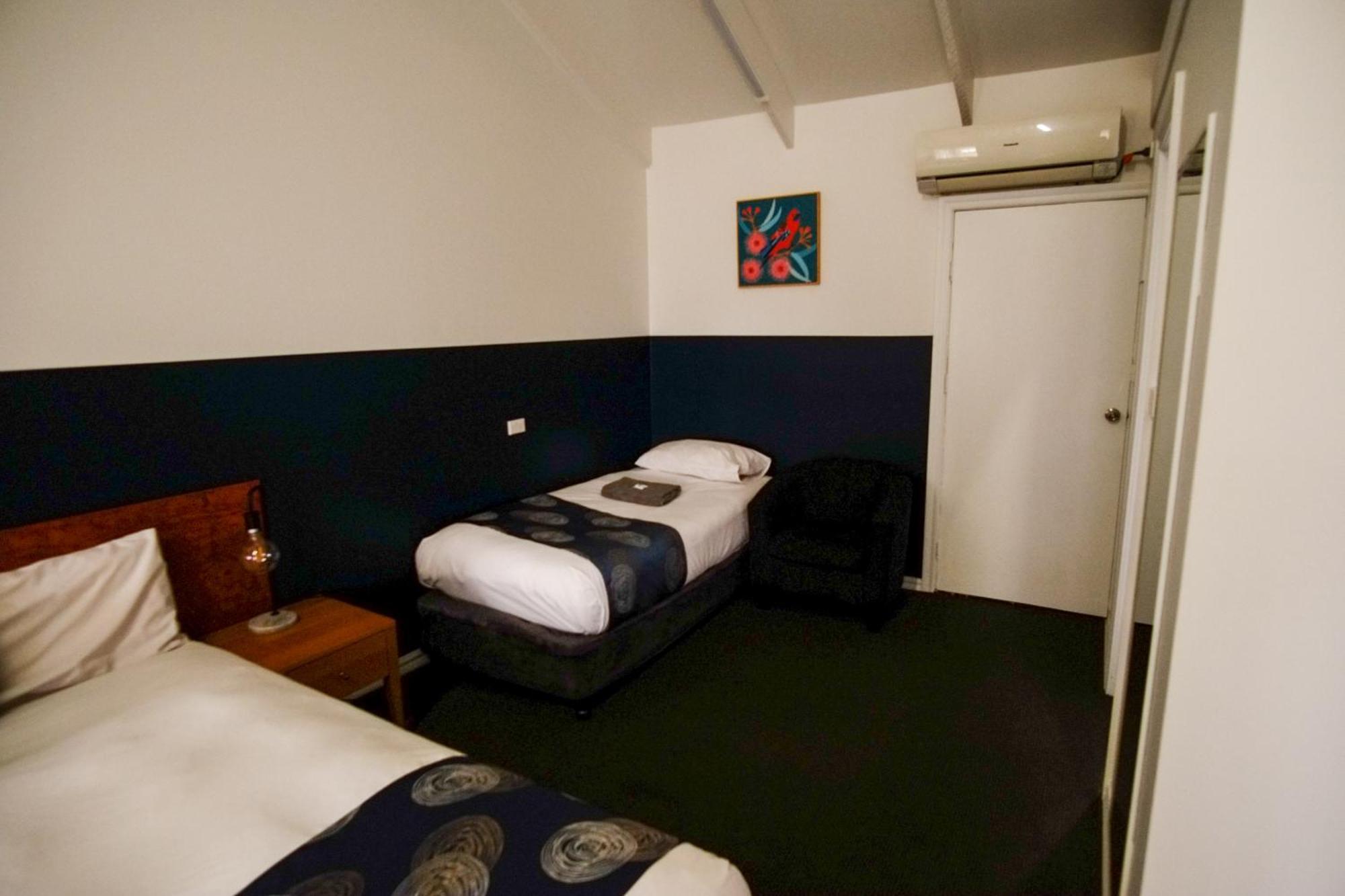 Canberra Ave Villas Queanbeyan Buitenkant foto